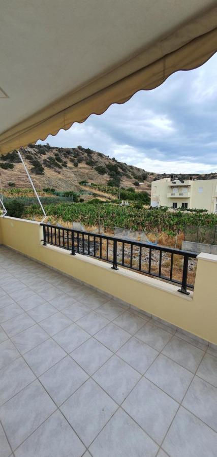 Eirini Apts On The Beach Psari Forada Екстериор снимка