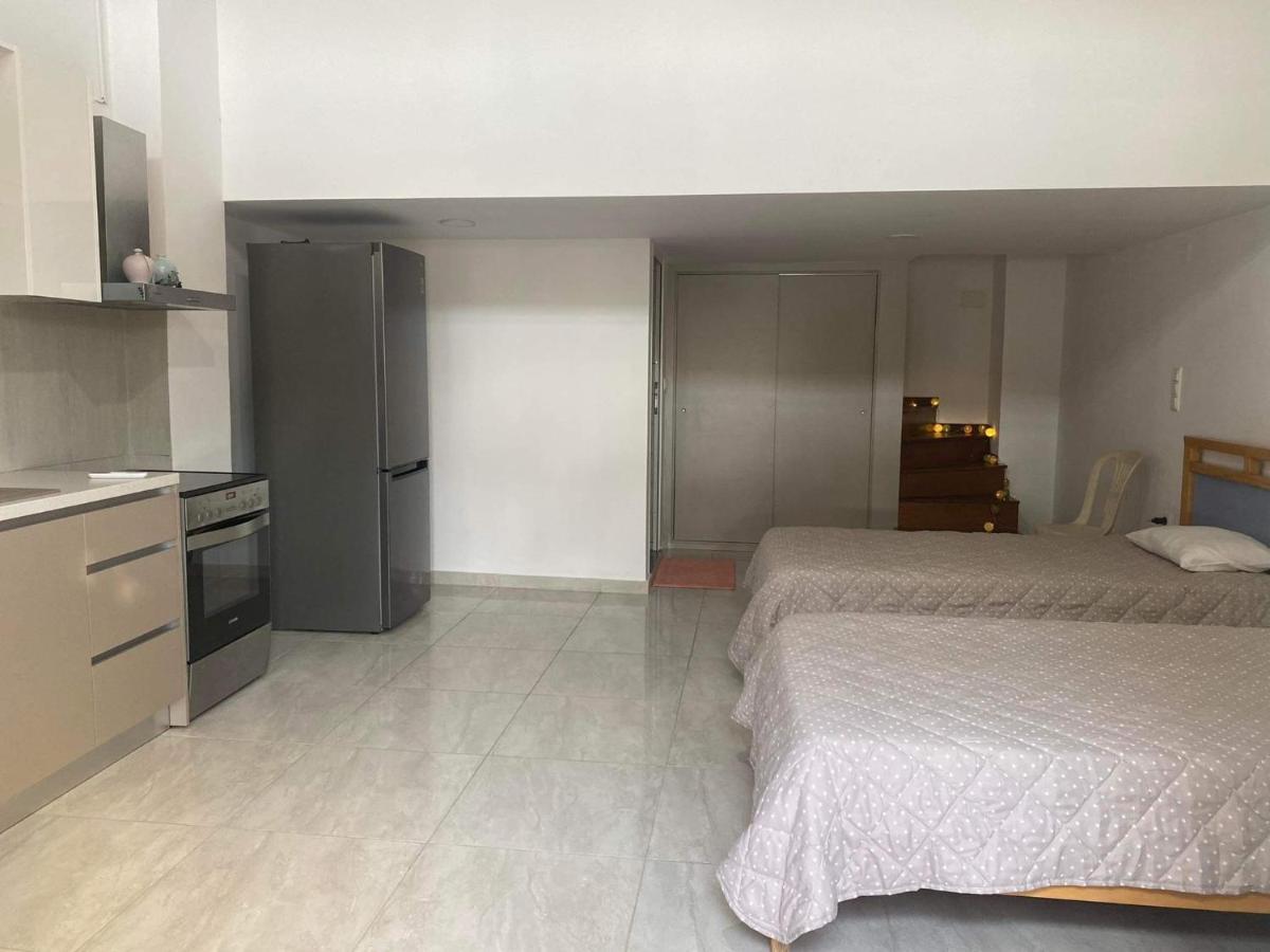 Eirini Apts On The Beach Psari Forada Екстериор снимка