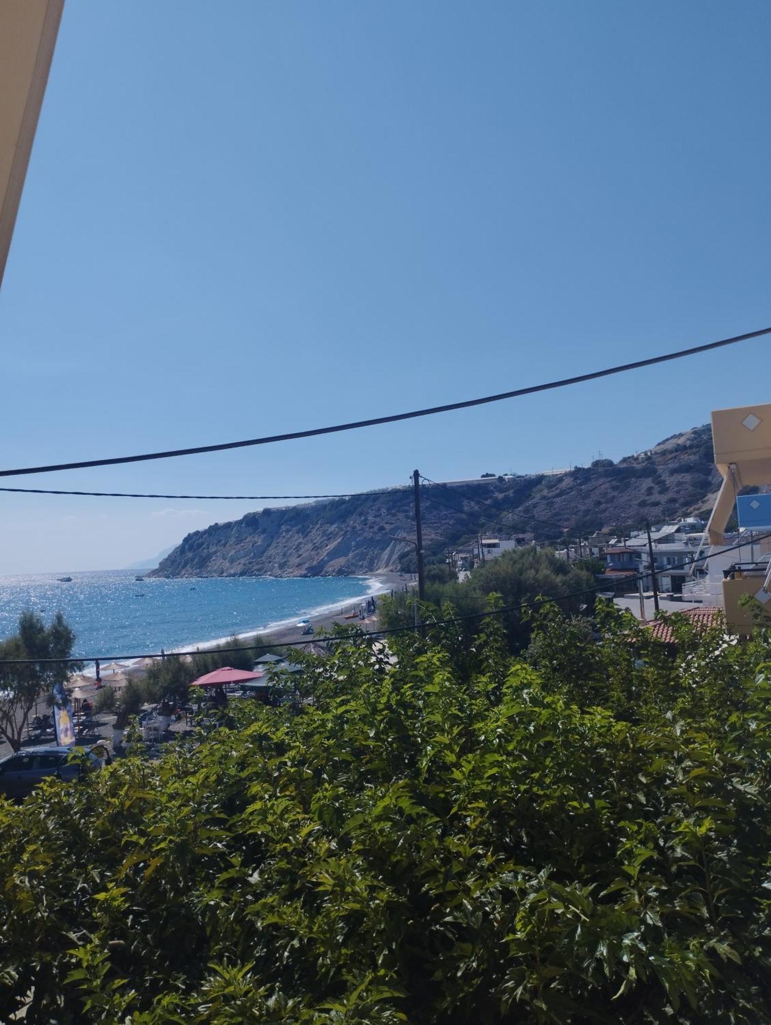 Eirini Apts On The Beach Psari Forada Стая снимка