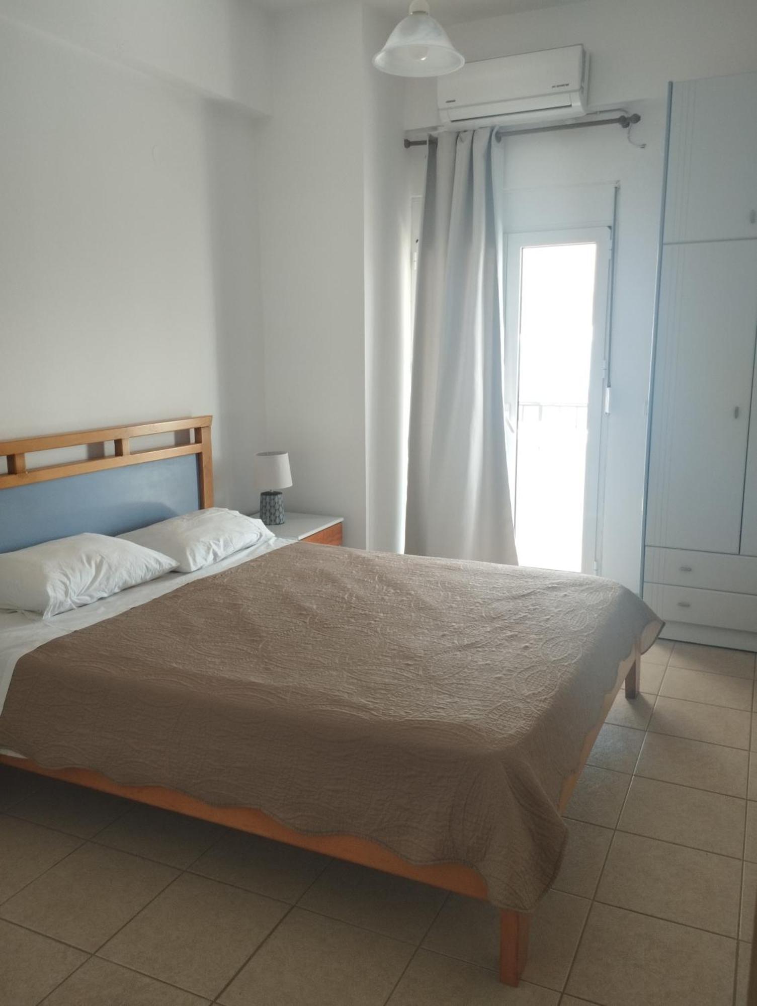 Eirini Apts On The Beach Psari Forada Стая снимка