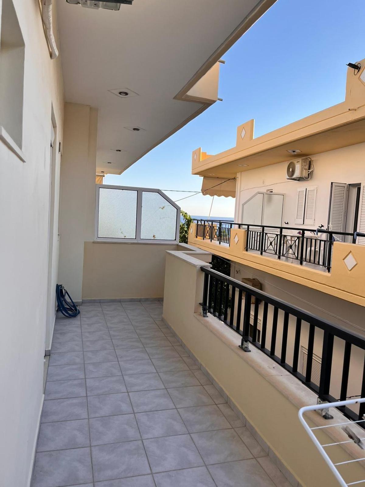Eirini Apts On The Beach Psari Forada Екстериор снимка